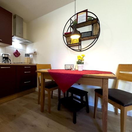 Ferienwohnung Hahns Rostock Esterno foto